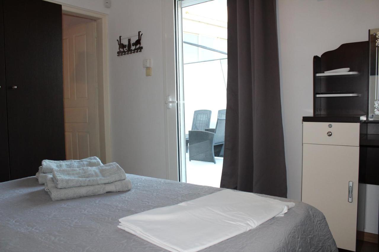 Carolina Apartments Crete อาเยีย เปลาเยีย ภายนอก รูปภาพ